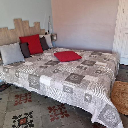 Chez Dedou Et Madou Bed & Breakfast Florensac Exterior photo