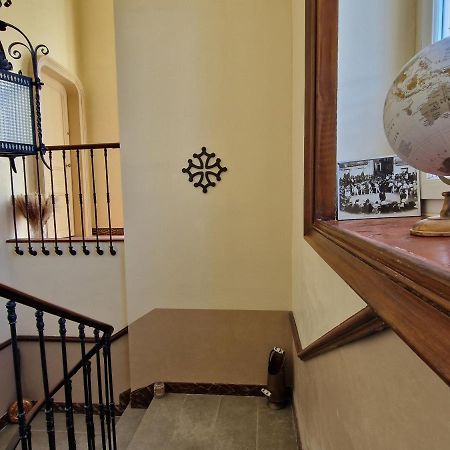 Chez Dedou Et Madou Bed & Breakfast Florensac Exterior photo